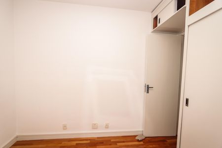 Quarto 2 de apartamento para alugar com 3 quartos, 76m² em Vila Progredior, São Paulo