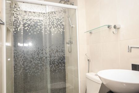 Apartamento para alugar com 76m², 3 quartos e 1 vaga Apartamento para alugar com 76m², 3 quartos e 1 vagaBanheiro da Suite