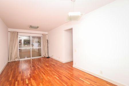 Apartamento para alugar com 76m², 3 quartos e 1 vaga Apartamento para alugar com 76m², 3 quartos e 1 vagaSala