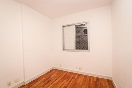 Apartamento para alugar com 76m², 3 quartos e 1 vaga Apartamento para alugar com 76m², 3 quartos e 1 vagaQuarto 2