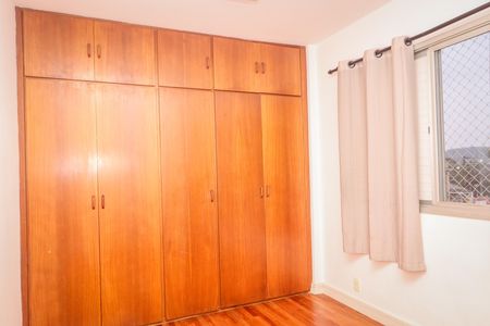 Apartamento para alugar com 76m², 3 quartos e 1 vaga Apartamento para alugar com 76m², 3 quartos e 1 vagaSuite