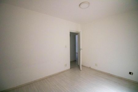 Casa para alugar com 120m², 2 quartos e 2 vagasQuarto