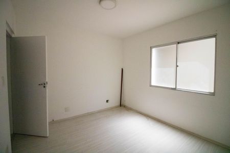 Casa para alugar com 120m², 2 quartos e 2 vagasQuarto