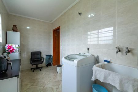 Casa à venda com 100m², 1 quarto e 2 vagas Casa à venda com 100m², 1 quarto e 2 vagasÁrea de Serviço