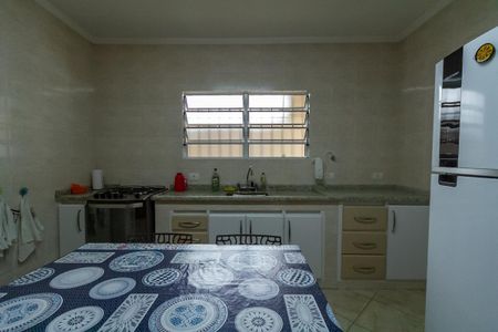 Casa à venda com 100m², 1 quarto e 2 vagas Casa à venda com 100m², 1 quarto e 2 vagasCozinha
