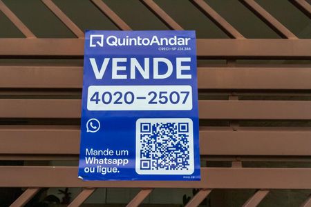 Casa à venda com 100m², 1 quarto e 2 vagas Casa à venda com 100m², 1 quarto e 2 vagasPlaquinha
