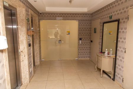 Apartamento para alugar com 62m², 3 quartos e 2 vagas Apartamento para alugar com 62m², 3 quartos e 2 vagasHall social