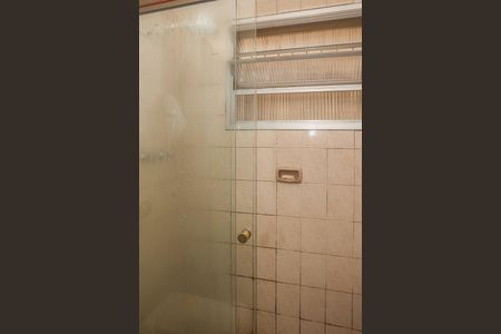 Casa à venda com 250m², 3 quartos e 2 vagasBanheiro