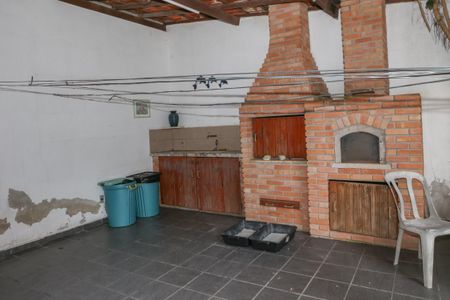 Casa à venda com 250m², 3 quartos e 2 vagasQuintal e Churrasqueira
