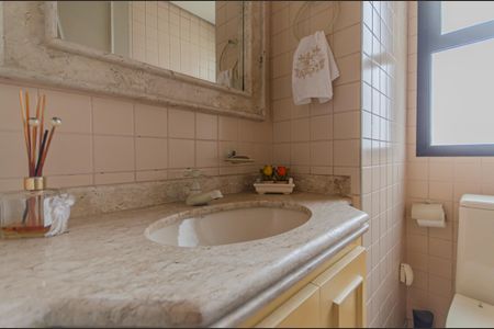 Apartamento à venda com 101m², 3 quartos e 2 vagasLavabo