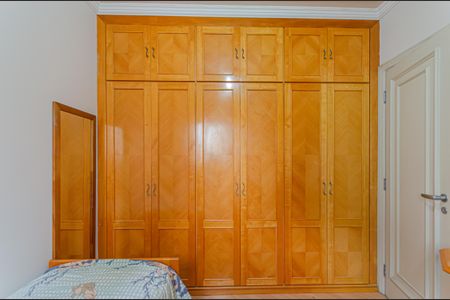 Apartamento à venda com 101m², 3 quartos e 2 vagasQuarto 1