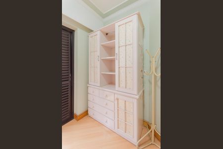 Apartamento à venda com 101m², 3 quartos e 2 vagasQuarto 2