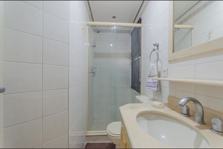 Apartamento à venda com 101m², 3 quartos e 2 vagasBanheiro Social