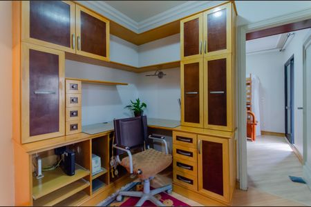 Apartamento à venda com 101m², 3 quartos e 2 vagasCorredor dos Quartos