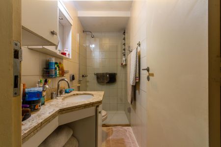 Apartamento à venda com 85m², 2 quartos e 2 vagasBanheiro da Suíte 1