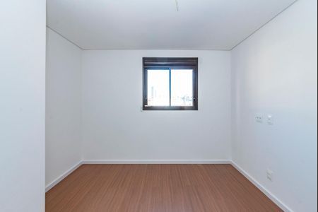 Apartamento à venda com 86m², 3 quartos e 2 vagasQuarto 2
