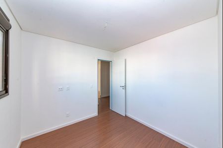 Apartamento à venda com 86m², 3 quartos e 2 vagasQuarto 2