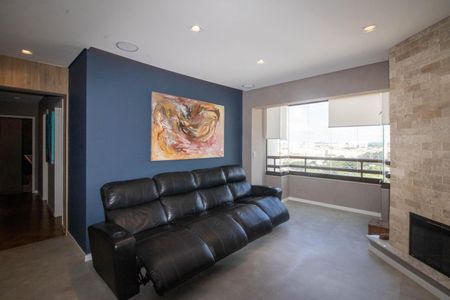 Sala  de apartamento à venda com 3 quartos, 120m² em Vila Suzana, São Paulo