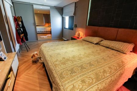 Apartamento à venda com 120m², 3 quartos e 2 vagas Apartamento à venda com 120m², 3 quartos e 2 vagasSuíte