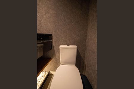 Lavabo de apartamento à venda com 3 quartos, 120m² em Vila Suzana, São Paulo