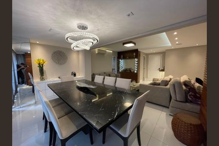 Apartamento à venda com 142m², 3 quartos e 3 vagasSala