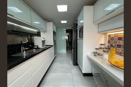 Apartamento à venda com 142m², 3 quartos e 3 vagasCozinha