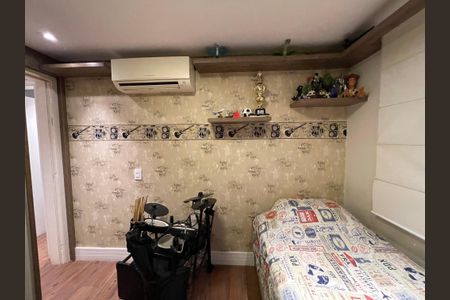 Apartamento à venda com 142m², 3 quartos e 3 vagasSuíte 2