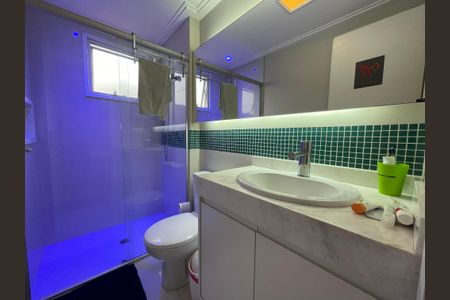 Apartamento à venda com 142m², 3 quartos e 3 vagasBanheiro da Suíte 2