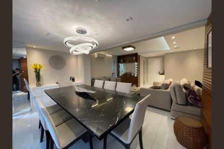 Apartamento à venda com 142m², 3 quartos e 3 vagasSala