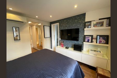 Apartamento à venda com 142m², 3 quartos e 3 vagasSuíte 1