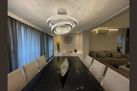 Apartamento à venda com 142m², 3 quartos e 3 vagasSala