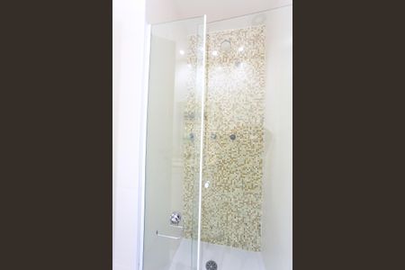 Apartamento à venda com 81m², 3 quartos e 2 vagasBanheiro