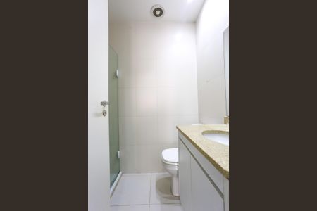 Apartamento à venda com 81m², 3 quartos e 2 vagasBanheiro