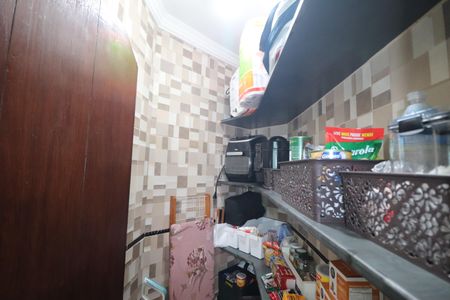 Casa à venda com 244m², 3 quartos e 2 vagasDespensa