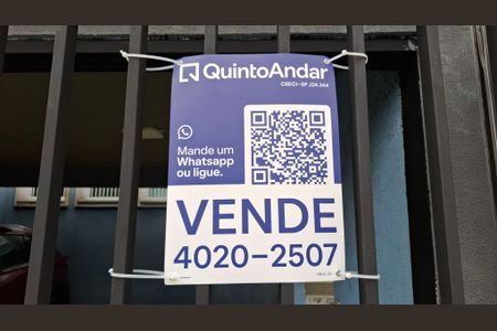 Casa à venda com 244m², 3 quartos e 2 vagas Casa à venda com 244m², 3 quartos e 2 vagasPlaca