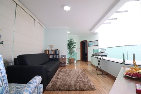 Casa à venda com 244m², 3 quartos e 2 vagasSala 3