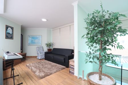 Casa à venda com 244m², 3 quartos e 2 vagasSala 3