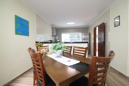 Casa à venda com 244m², 3 quartos e 2 vagasCopa