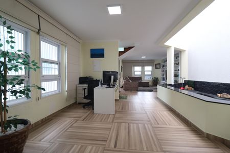 Sala 2 de casa à venda com 3 quartos, 244m² em Vila Clarice, Santo André