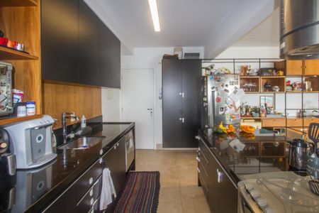 Apartamento para alugar com 104m², 2 quartos e 2 vagasCozinha