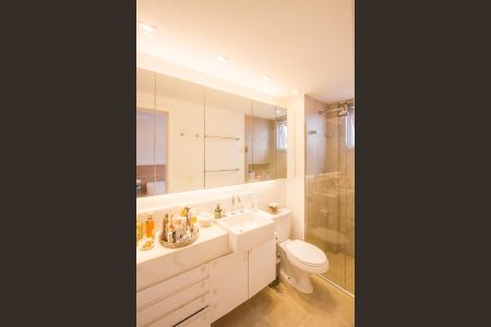 Apartamento para alugar com 104m², 2 quartos e 2 vagasBanheiro da Suíte