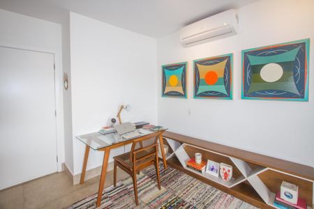 Apartamento para alugar com 104m², 2 quartos e 2 vagasSala