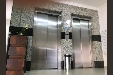 Apartamento à venda com 69m², 3 quartos e 1 vagaÁrea comum