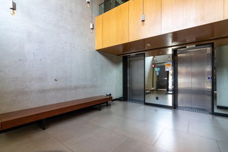 Studio à venda com 27m², 1 quarto e sem vaga Studio à venda com 27m², 1 quarto e sem vagaHall de Entrada