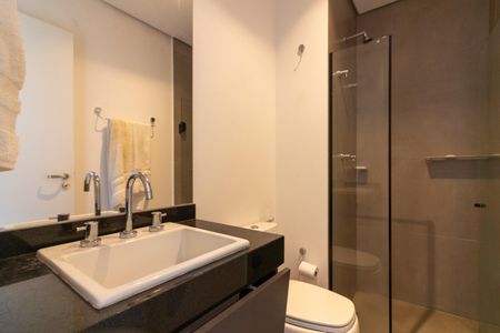 Studio à venda com 27m², 1 quarto e sem vaga Studio à venda com 27m², 1 quarto e sem vagaBanheiro