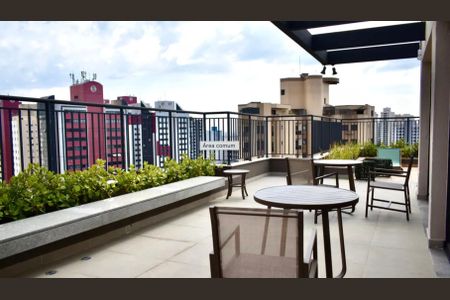 Apartamento à venda com 36m², 2 quartos e sem vagaÁrea comum