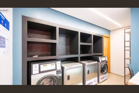 Apartamento à venda com 36m², 2 quartos e sem vagaÁrea comum