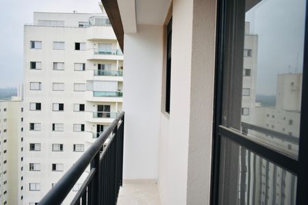 Apartamento à venda com 36m², 2 quartos e sem vagaSacada