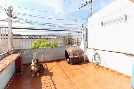 Casa à venda com 109m², 2 quartos e 1 vagaVaranda