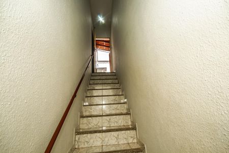 Apartamento à venda com 130m², 2 quartos e 1 vagaEscada